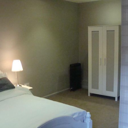 Riggend Farm Bed And Breakfast Airdrie Extérieur photo